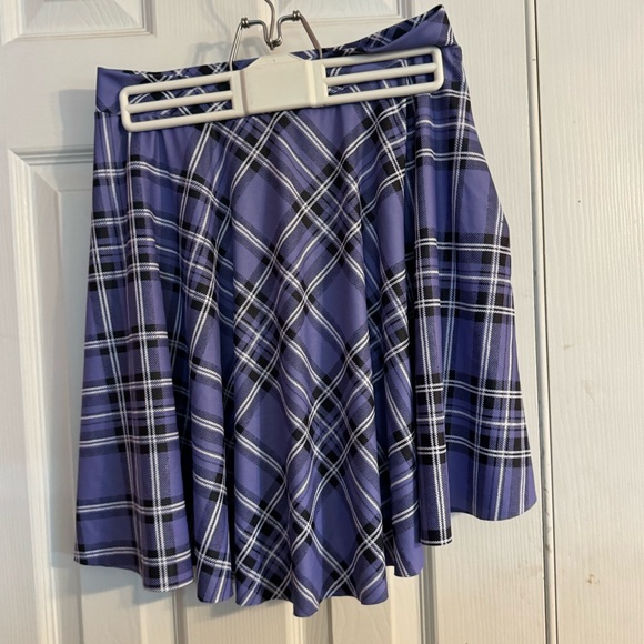 TARTAN LAVENDER POCKET SKATER SKIRT - Picture 2 of 5